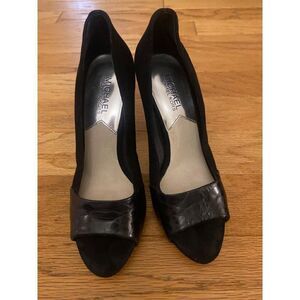 Michael Kors women's Black Peep Toe slip on high 4.5" Stilettos Heels Size 7.5M